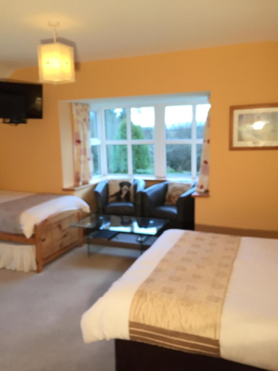 2 Mile Lodge Kenmare Ngoại thất bức ảnh